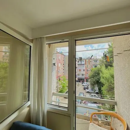 A Small Gem In The Bllok * Tiran